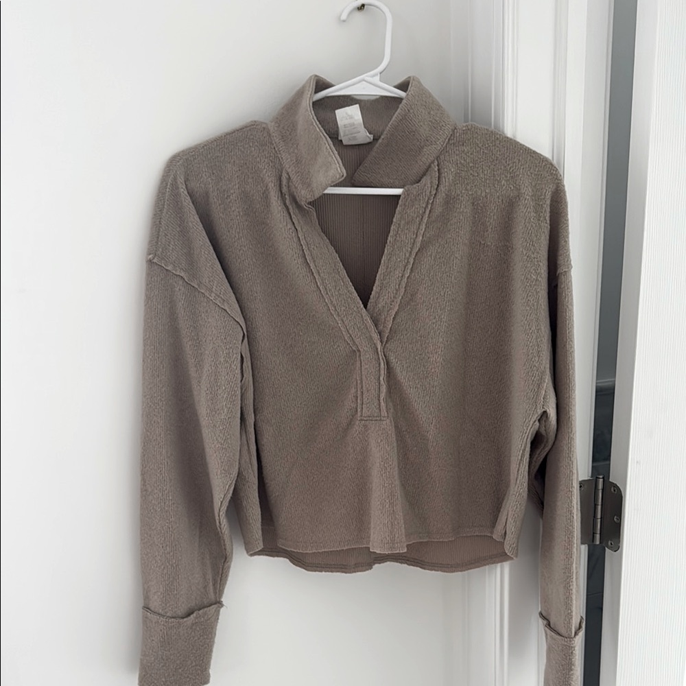 Lelis Collection Sweater